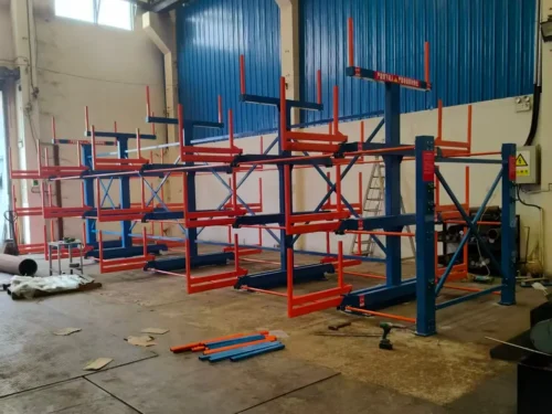 Telescopic Cantilever Shelves